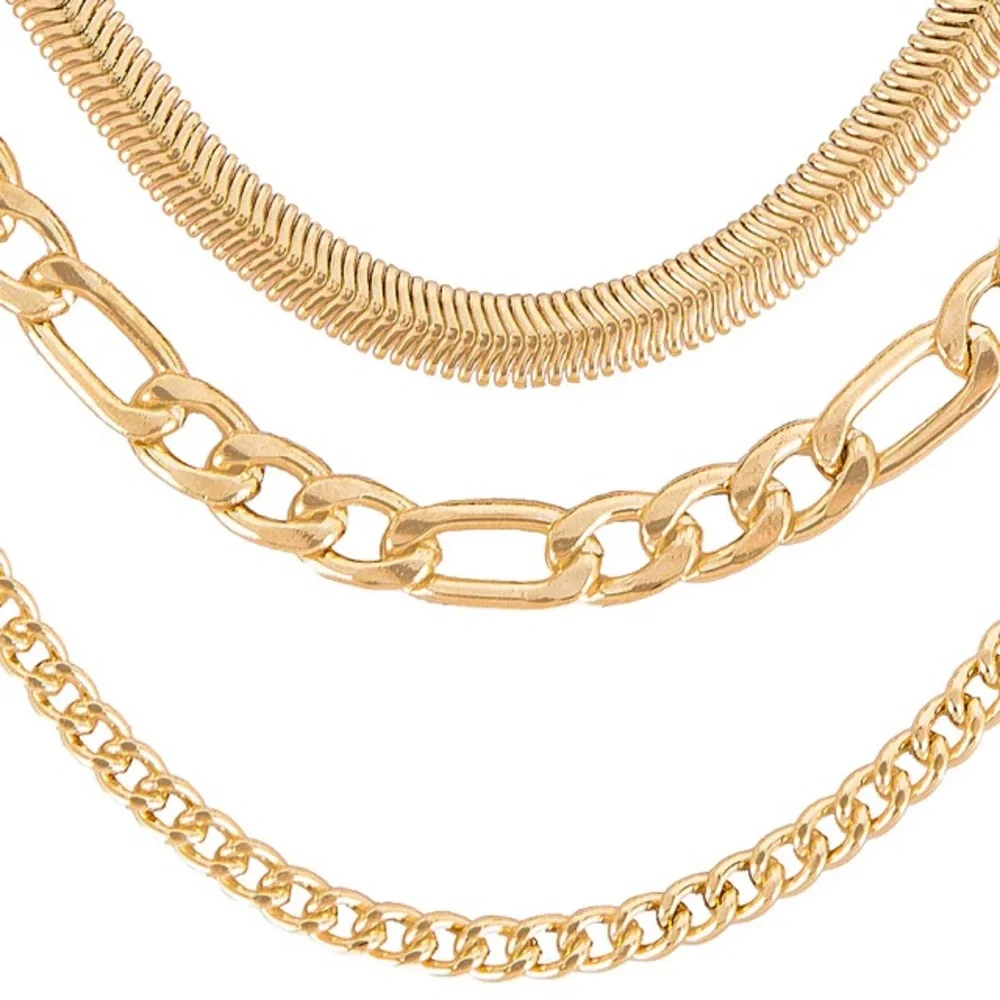 Brand new layered gold necklace - Picture 3 of 4